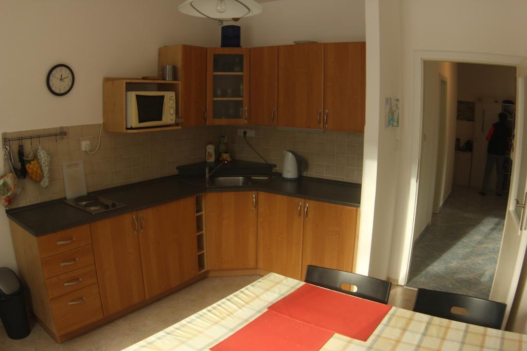 Апартаменты Apartman Sportovni Тршебонь Номер фото